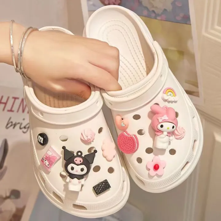Croc%20Shoes%20Shoe%20Charms%20Kuromi%20Cinnamoroll%20Decoration%20diy%203D%20Shoe%20Buckle%20Creative%20Slippers%20for%20Women%20Outdoor%20Shoe%20Surface%20Shoe%20Flower%20-%20Image%202