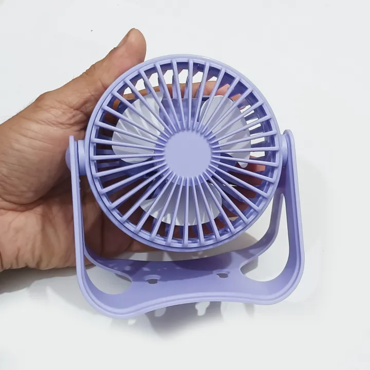 USB%20Rechargeable%20Portable%20Small%20Fan%20for%20Desk%20With%203%20Adjustable%20Turbo%20Speed%20modes%20options%20180%20degree%20rotation%20%7C%20Durable%20Material,%20Great%20For%20Office%20&%20Living%20Room%20-%20Image%203