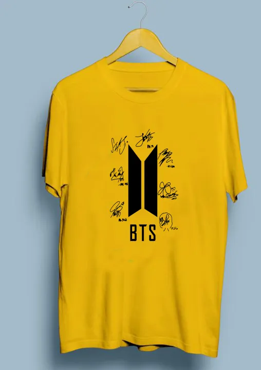 Stylish%20BTS%20Signatures%20%20printed%20round%20neck%20half%20sleeves%20T%20shirt%20For%20Girls/Women%20-%20Image%205