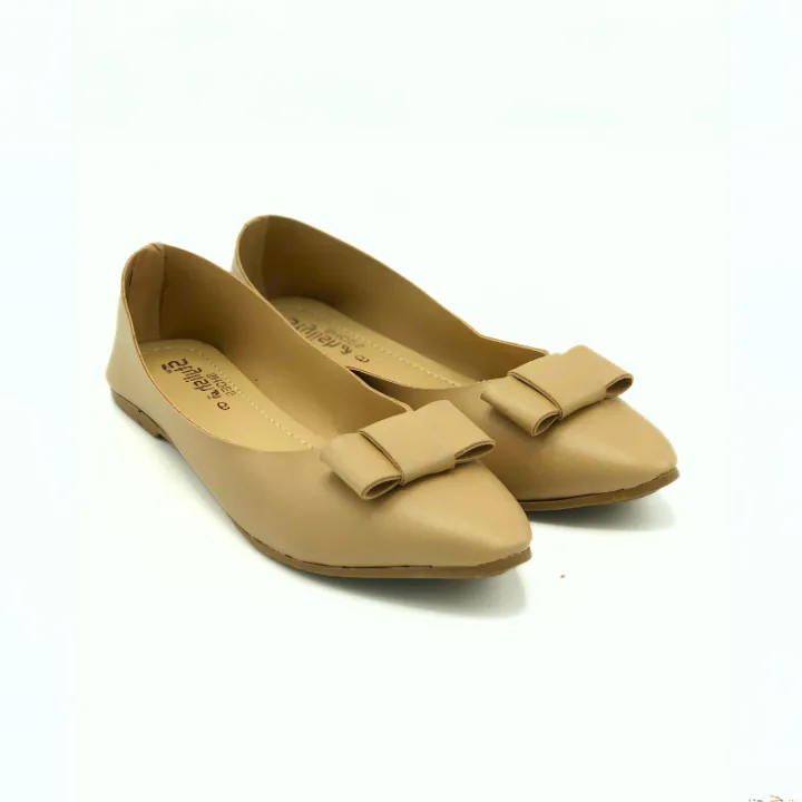 Ladies%20Black%20Pumps,%20Ultra-Light%20Faux%20Leather%20Flat%20Heel%20Slip-On%20with%20Bow-Tie%20Decoration,%20Comfortable%20and%20Trendy%20-%20Image%207