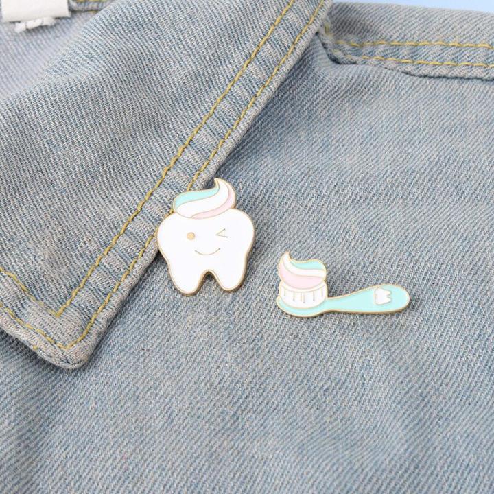 Creative Simple Toothbrush Toothpaste Tooth Combination Metal Paint Brooch Cartoon Cute Love Oral Series Badge Pin Jewelry