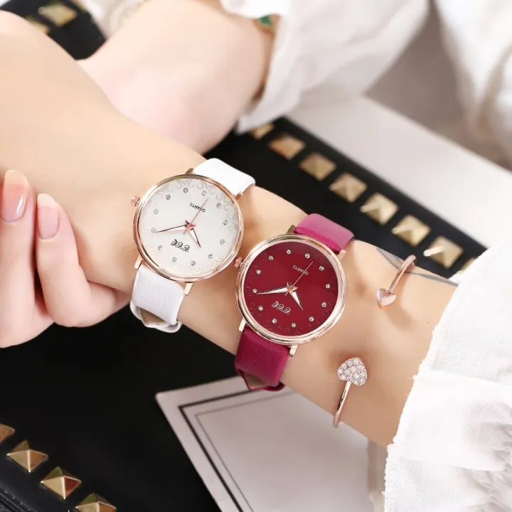 Clock%20Ladies%20Quartz%20Wristwatches%20Leather%20Band%20Elegant%20Rhinestones%20Love%20Mark%20Black%20Dial%20Casual%20Bracelet%20Watch%20Woman%20-%20Image%206