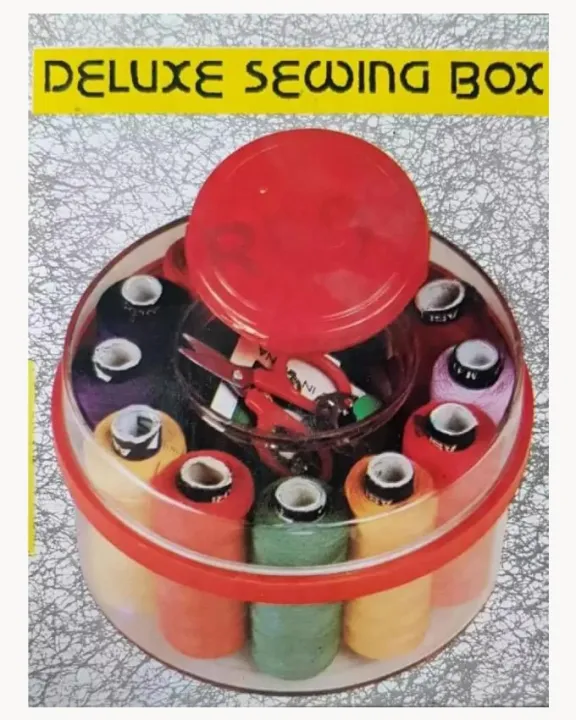 Deluxe%20Sewing%20Storage%20Box%20Transparent%20Round%20Sewing%20Kit%20Box%20%20Round%20,%20Stylish%20and%20Organizing%20Sewing%20Thread%20Spools%20Storage%20Box%20-%20Image%205