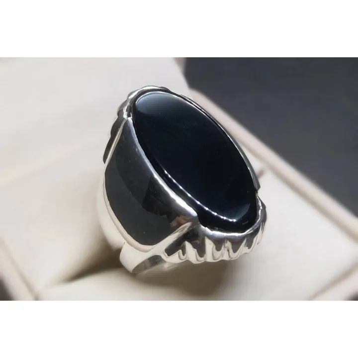 Mens%20Black%20Aqeeq%20Ring%20Sterling%20Silver%20925%20Onyx%20Ring%20Carnelian%20Statement%20Ring%20Hakik%20Ring%20Yemen%20Aqiq%20Ring%20Yemeni%20Artisan%20Black%20Agate%20Ring%20For%20Men%20-%20Image%202