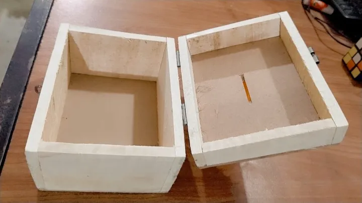 Handmade%20Large%20Wooden%20Money%20Box%20(Glla)%20Multi-Purpose%20DIY%20Gift%20Box%20Simple%20Children%20Money%20Bank%20Coin%20Box%20And%20Organizer%20Arts%20Crafts%20Storage%20Box%20-%20Image%206