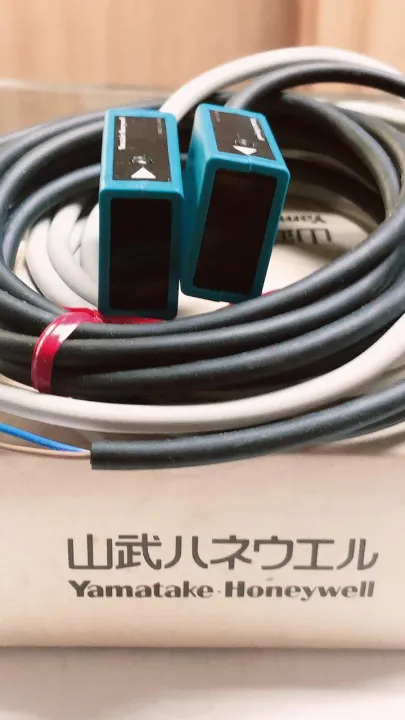 Photo%20Switch%20(FE7B-TLA6)%20Honeywell%20Japan%20-%20Image%203