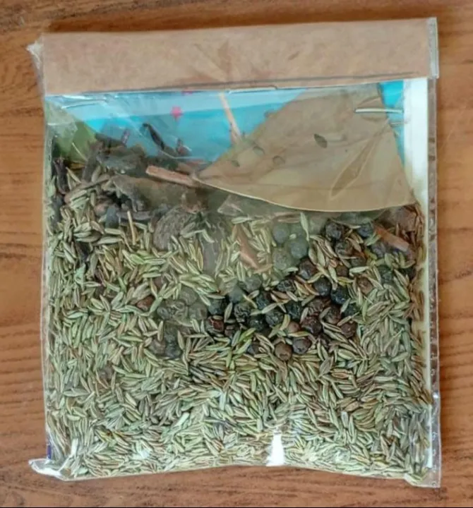 Mix%20Garam%20Masala%20Sabut%20250g,%20100g%20&%2050g%20Packs%20-%20Premium%20Quality%20Garam%20Masala%20Whole%20for%20Traditional%20Recipes%20-%20Aromatic%20Blend%20of%20Spices%20-%20Perfect%20Garam%20Masala%20Sabut%20for%20Cooking%20-%20Fresh%20&%20Flavorful%20Mix%20Garam%20Masala%20for%20Biryani,%20Curry%20&%20More%20-%20Image%203