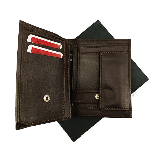 Half%20Long%20Brown%20Leather%20Wallet%20-%20Image%207