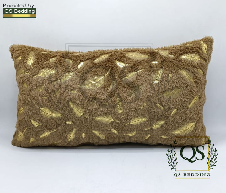 QS%20Decorative%20Super%20Soft%20Square%20Faux%20%20with%20Gold%20Feathers%20Gilding%20Leaves%20Cushion%20Covers%20Cases%20Soft%20Fuzzy%20Cute%20Pillowcase%20for%20Couch%20Sofa%20Bed,%2012x20%20Inch%20%7C%20QS%20Bedding%20-%20Image%204