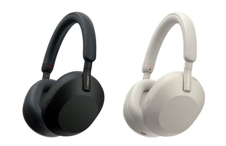 Sony%20WH-1000XM5%20Wireless%20Industry%20Leading%20Headphones%20with%20Auto%20Noise%20Canceling%20Optimizer,%20Crystal%20Clear%20Hands-Free%20Calling,%20and%20Alexa%20Voice%20Control,%20Black%20-%20Image%203