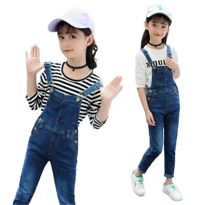 Keep%20Your%20Girls%20Stylish%20in%20All%20Seasons%20with%20a%20Denim%20Romper%20-%20Stylish%20Denim%20Romper%20for%20Girls%20-%20Premium%20Quality%20-%20Image%203