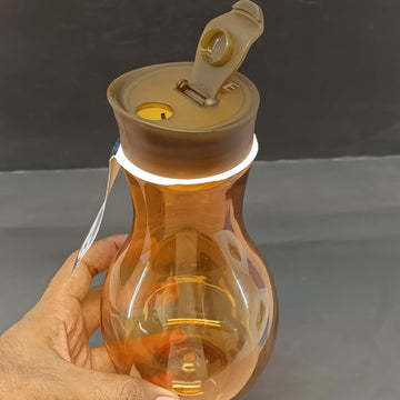 Oil%20Filter%20Bottle%20-%201L%20Multi-Purpose%20Transparent%20Plastic%20Bottle%20-%20Oil%20Jug%20for%20Kitchen%20-%20Image%204