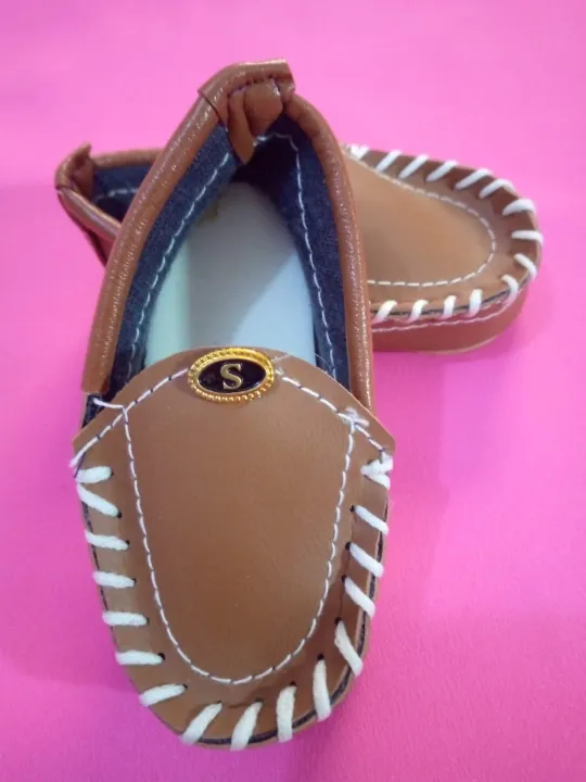Loofers%20shoes%20For%20Baby%20Boy%20random%20color%20-%20Image%202