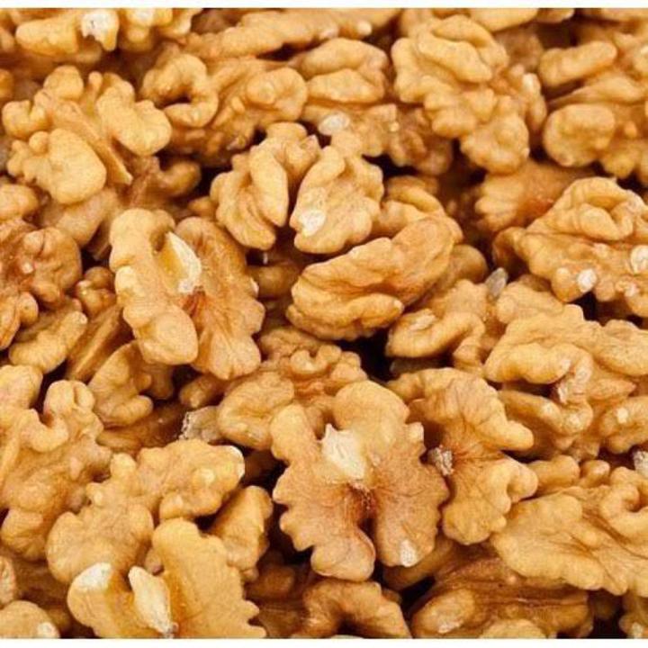premium Quality Akhroat Giri 1kg