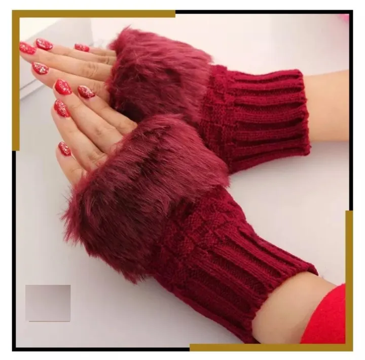 Women%20Winter%20Fingerless%20Cat%20Paw%20Gloves%20for%20Cycling,%20Camping,%20Running%20-%20Image%207