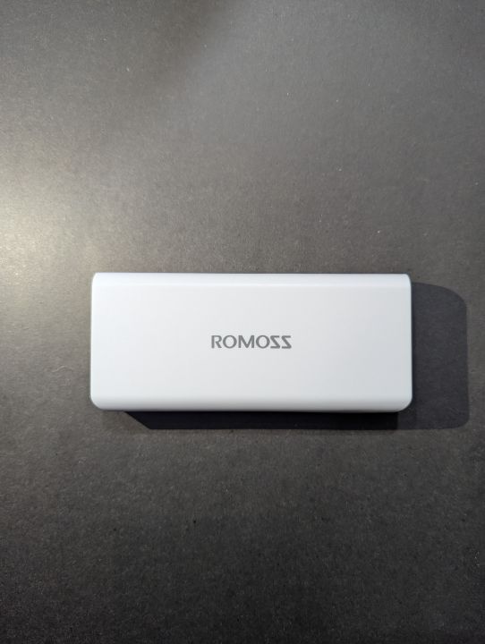 Power%20bank%20High%20Capacity%2010,400%20MAH,%20Romoss%20Original%20Power%20Bank,%202.4A%20Output%20Fast%20Charging%20Dual%20USB%20inputs%20for%20Multiple%20Phone%20Charging%20-%20Image%202