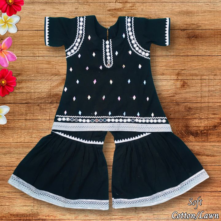 Garara%20Dress%20Stylish%20%7C%20Baby%20Girls%20Garara%20Suit%20%7C%203-Piece%20Gharara%20Set%20%7C%20Black%20Dress%20for%20Kids%20%7C%20New%20Collection%202025%20-%20Image%204