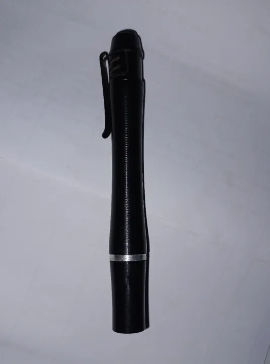 Super%20Bright%20Led%20Medical%20Torch%20Metal%20Body%20For%20Home%20&%20Outdoor%20Sport%20Doctor%20Egg%20Cuddling%20With%20AAA%20Battery%20And%20Without%20Battery%20-%20Image%202