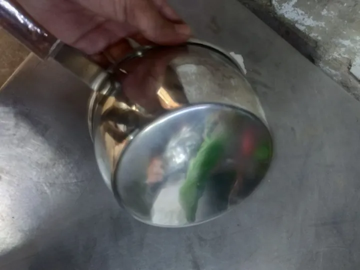 Small%20Cooking%20Pot%20Degchi%20with%20Lid%20Heavy%20Stainless%20Steel%20Capacity%20750%20grams%20-%20Image%204