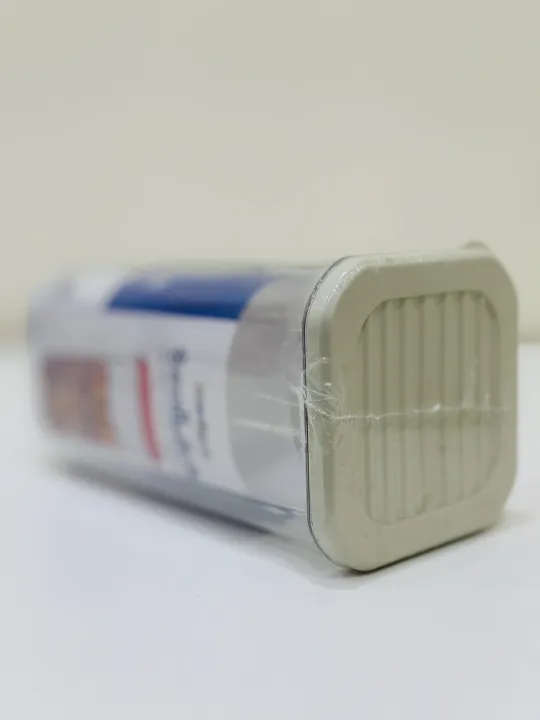 Seal%20Lock%20Crystal%20Airtight%20Jar%20with%20Colored%20Lid%20Premium%20Airtight%20Jar%20750ml%20Storage%20Organizer%20Moisture-Proof%20Storage%20Jar%20for%20Spices,%20Dry%20Fruits%20&%20Snacks%20-%20Image%208