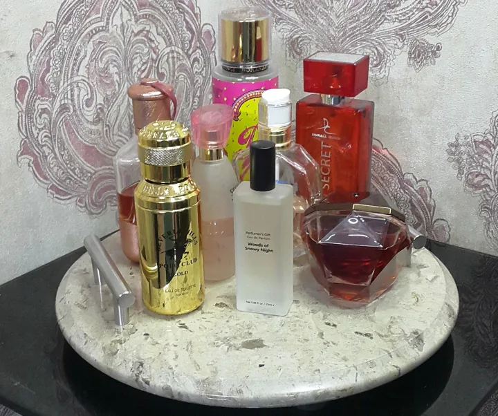 Stylish%20Natural%20Marble%20stone%20carved%20Tray%20with%20Handles%20%E2%80%93%20Marble%20Tray%20for%20Vanity%20bedroom%20Perfume%20Jewelry%20dining%20table%20office%20table%20bathroom%20counter-%20Round%20display%20Decorative%20Tray%20%E2%80%93%20Home%20d%C3%A9cor%20centerpiece.(Interior%20decoration)%20-%20Image%205