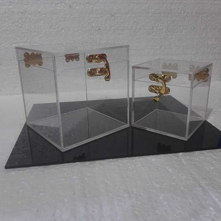 Gift%20Lock%20Box%20Acrylic%20Plastic%20Size%204x4x4%20,L%20x%20W%20x%20H%20-%20Image%204