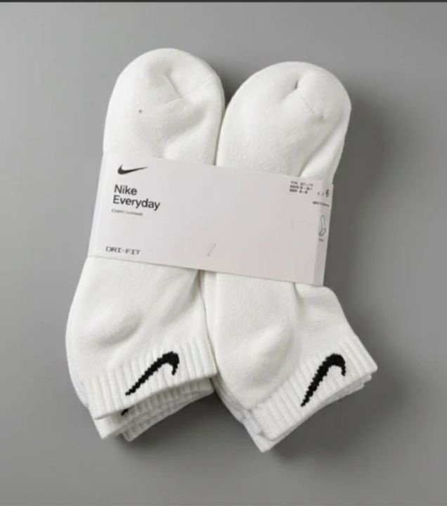Pack%20of%203%20NIKE%20Highly%20quality%20socks%20for%20men%20-%20Image%202
