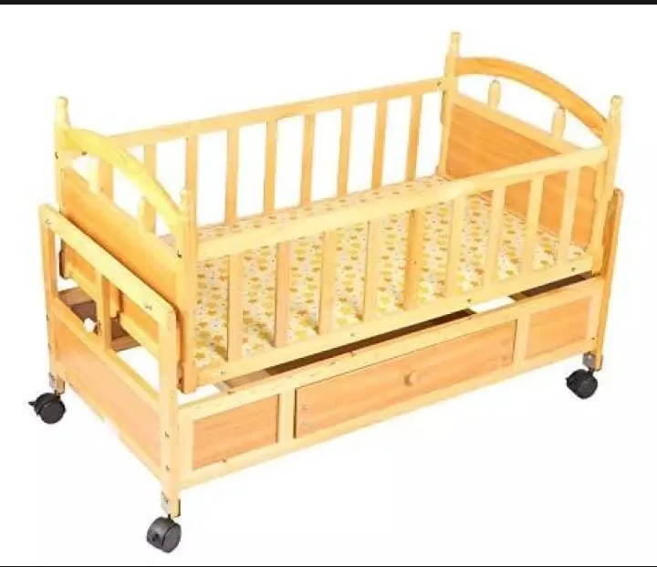 Baby%20Cot%20Wooden%20Bed%20Baby%20Cradle%20Baby%20Swing%20-%20Image%204