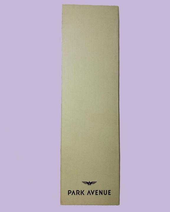 Red%20Neck%20Tie%20for%20Men%20-%20Image%205