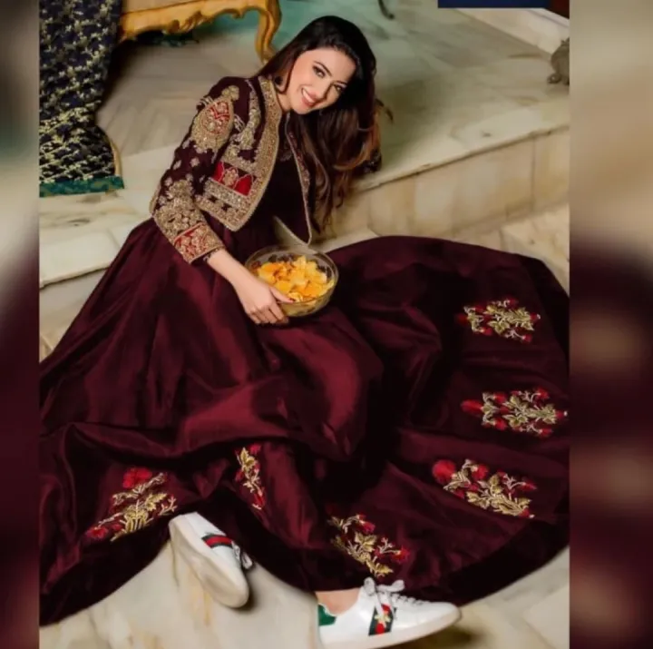 Women's%20Embroidered%20Silk%20Maxi%20with%20Koti%20Formal%20Party%20and%20Wedding%20Dress%20-%20Image%205