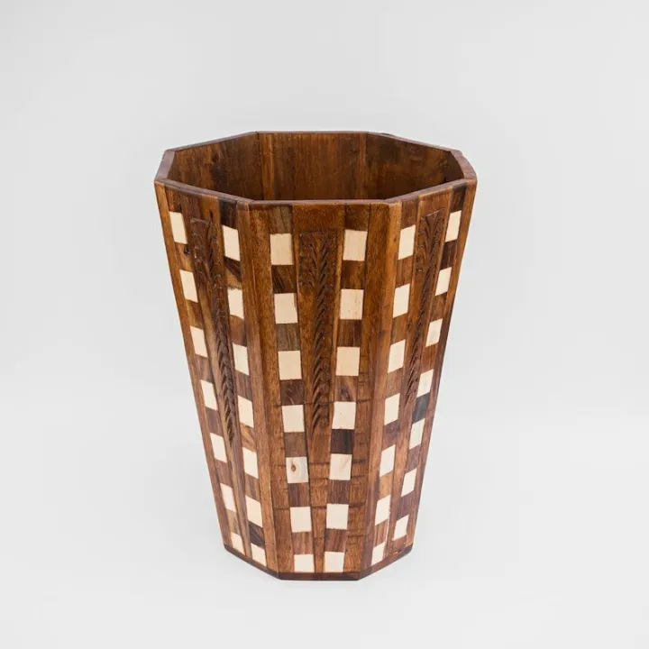Handcrafted%20Wooden%20Check%20Design%20Dustbin%20%7C%20Decorative%20Waste%20Bin%20for%20Room,%20Kitchen,%20and%20Office%20%7C%20Touch%20of%20Style%20for%20Kitchen,%20Office,%20or%20Living%20Room%20%7C%20waste%20bin%20large%20for%20kitchen%20%7C%20Decorative%20dustbin%20-%20Wooden%20basket%20%7C%20Hadi%20wood%20crafts%20-%20Image%207