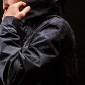 Lite%20Waterproof%20Rain%20Jacket%20/%20Rain%20Coat%20/%20Outdoor%20Activities%20/%20Rain%20Wear%20/%20Bike%20Suit%20-%20Image%203