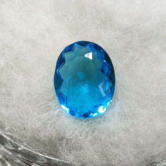 Original%20Swiss%20Blue%20Topaz%20(Indian%20Topaz)%2032.50%20crt%20%C2%B1%201crt%20Gemstone%20For%20Men,,Ring%20,Bracelet,Pendant%20-%20Image%202