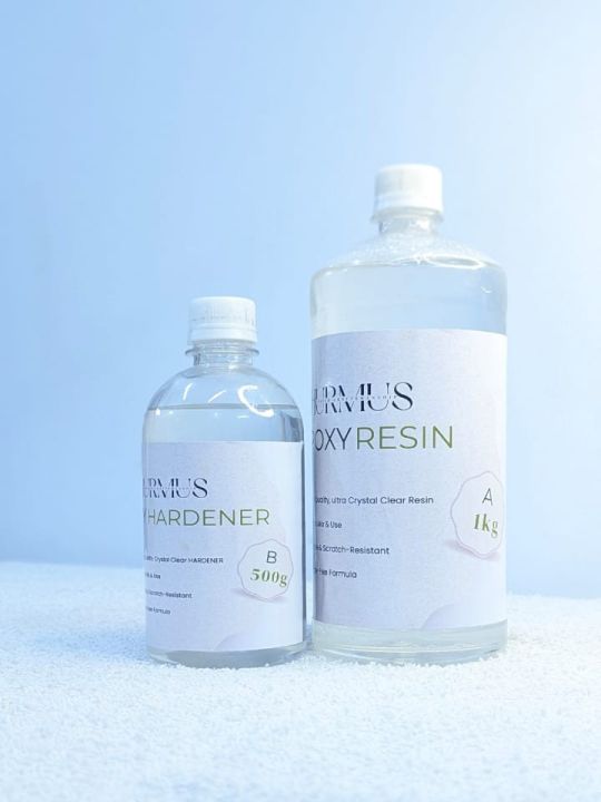 "Epoxy Resin Liquid 1kg with 500g Hardener (1.5kg)- Premium Set for Resin Art Accessories, Keychains, Trays, and DIY Projects - High-Quality Resin Liquid Epoxy for Beginners and Professionals - Ideal for Molds and Creative Crafts"