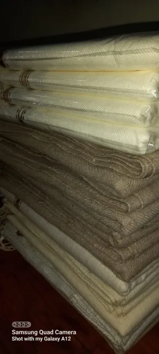 Men's%20Pure%20Woolen%20Shawls%20-%20Image%205