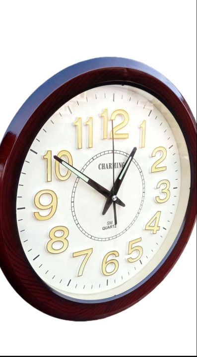 Night%20Glow%20Wall%20Clock%20in%20Dark%20Night%20-%20Image%202