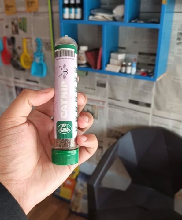 Cat%20Care%20Deal%20Pack%20399%20%7C%20Fish%20Oil,Treat,Collar,Milk%20Replacer,Cat%20Food,Niptube%20-%20Image%202