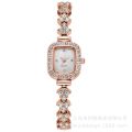 Qingwen  Small Square Watch Girls Quartz Watch Refined Grace Women's Bracelet Watch Early High School Student Watches. 