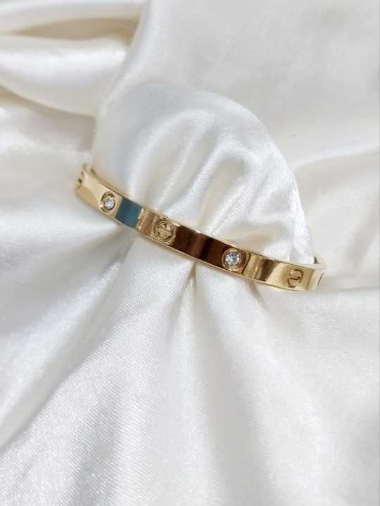 Stainless%20Steel%20Bracelet%20For%20Women%20Girls%20Bracelet%20Modern%20Look%20Jewelry%20Gifts%20-%20Image%203