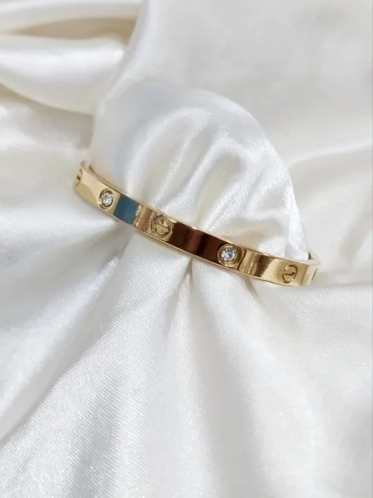 Stainless%20Steel%20Bracelet%20For%20Women%20Girls%20Bracelet%20Modern%20Look%20Jewelry%20Gifts%20-%20Image%203