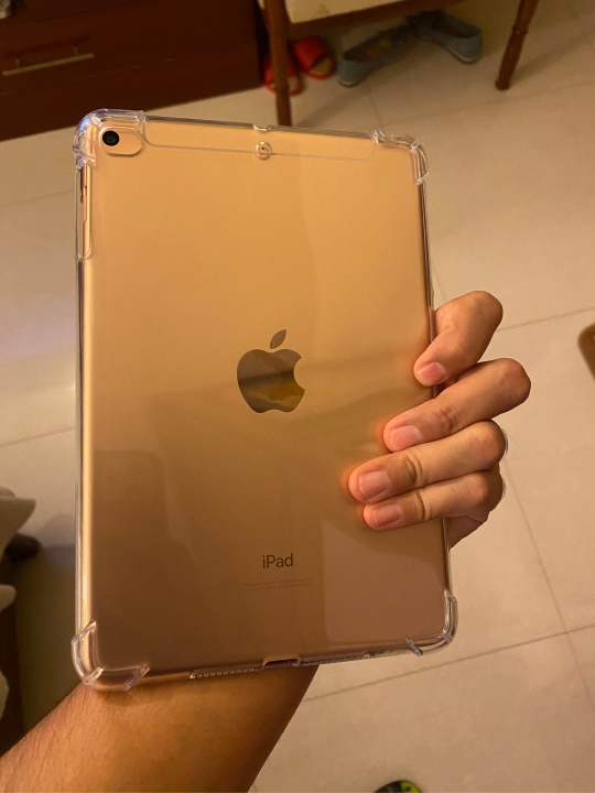 Silicone%20Case%20for%20iPad%205th%20Generation%20/%20iPad%206th%20Generation%20%7C%20Clear%20Soft%20Back%20Transparent%20Cover%20for%20iPad%20Air%20/%20iPad%20Air%202%20%E2%80%93%20Slim%20Shockproof%20TPU%20Protection%20-%20Image%205