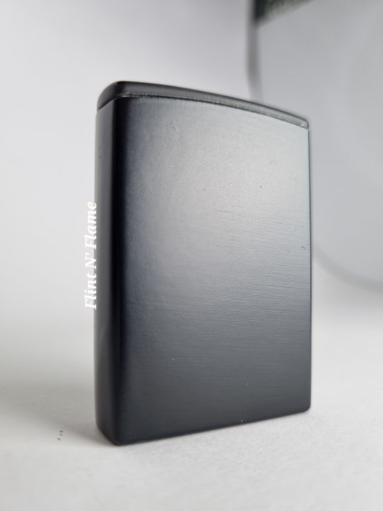 Embossed%20Metal%20build%20Black%20color%20card%20blue%20color%20flame%20light%20weight%20-%20Image%203