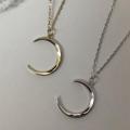 Stainless Steel Moon Necklace Fashion Moon Chain Pendant Simplicity Necklaces for Women Jewelry Accessories Party Charm Gifts. 