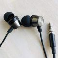 Motorola Original Metal Handsfree with Mic - Motorola 100% Original Handfree, Super Bass, High Quality Sound, High Quality Calling, High Quality wire, Metal, 100% Original Stock. 