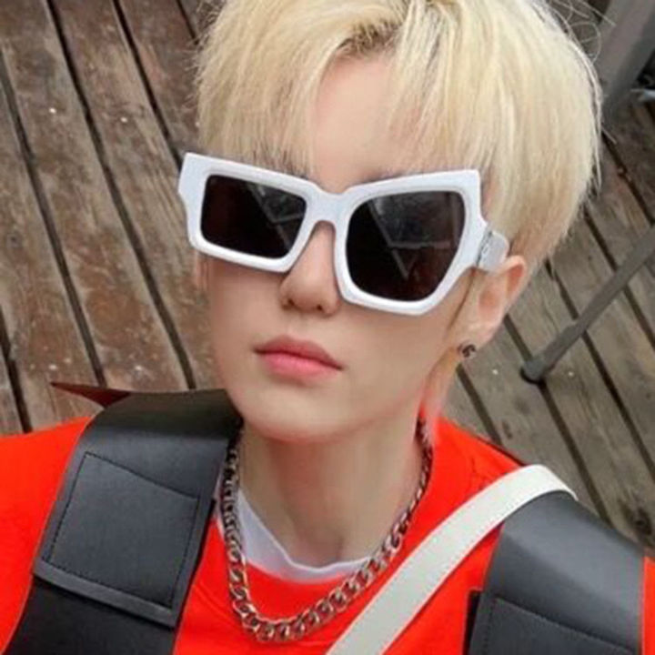 New Style Large and Small Eye Sun Glasses Internet Hot European and American Style Super Popular Eyebrow Picking Funny Personality Irregular Sunglasses for Women