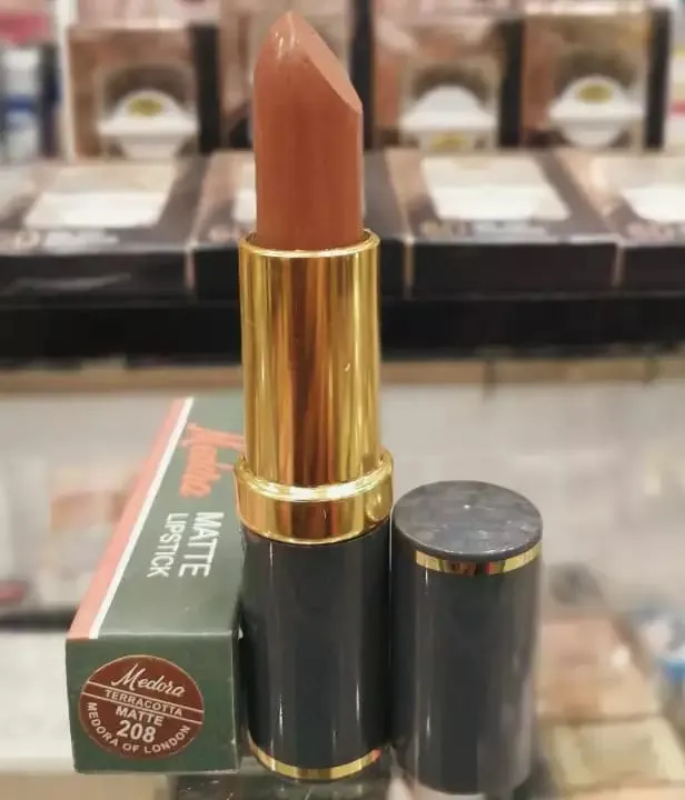 Medora%20matte%20lipstick%20terracotta%20208%20-%20Image%202