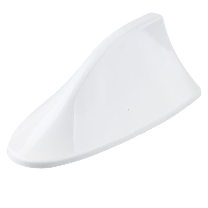 Universal%20SharkFin%20Antenna%20White%20-%20Image%203