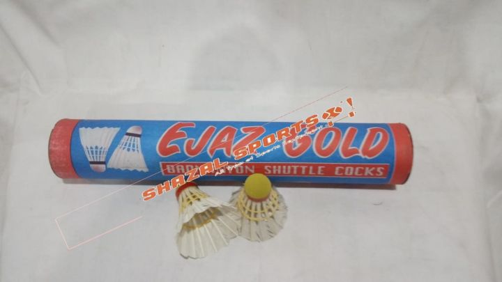 Pack%20of%2012%20Feather%20Shuttle%20Cocks%20-%20White%20-%20Image%202