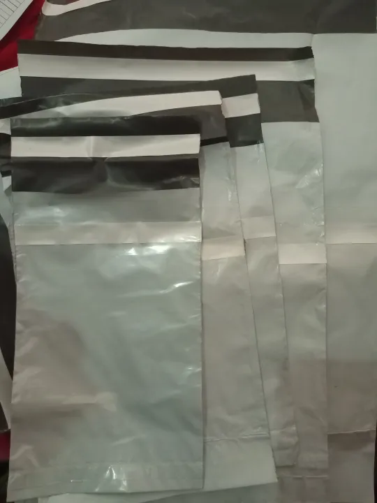 Premium%20Courier%20Flyer%20Bags%20Strong%20Waterproof%20Poly%20Mailers%20Parcel%20Shipping%20Flyers%20for%20Packaging%20All%20Sizes%20Available%20-%20Image%205