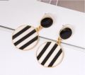 Black & White Round Dangle Earrings. 
